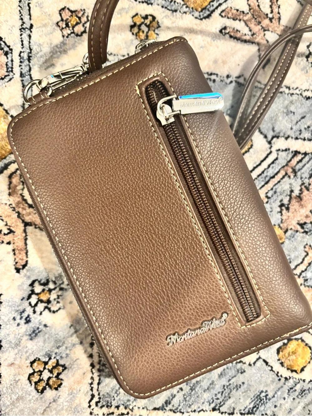 N/A stylish brown